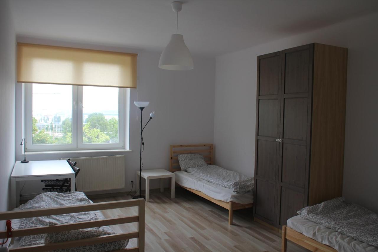 Ferienwohnung Trzyosobowy Pokoj W Mieszkaniu Czteropokojowym W Centrum Gdyni. Gdynia Exterior foto